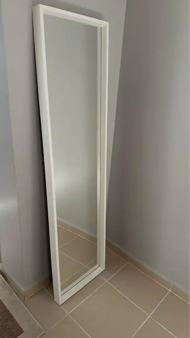 IKEA Konsol Aynaları ile Evinize Şıklık ve Fonksiyonellik Katın