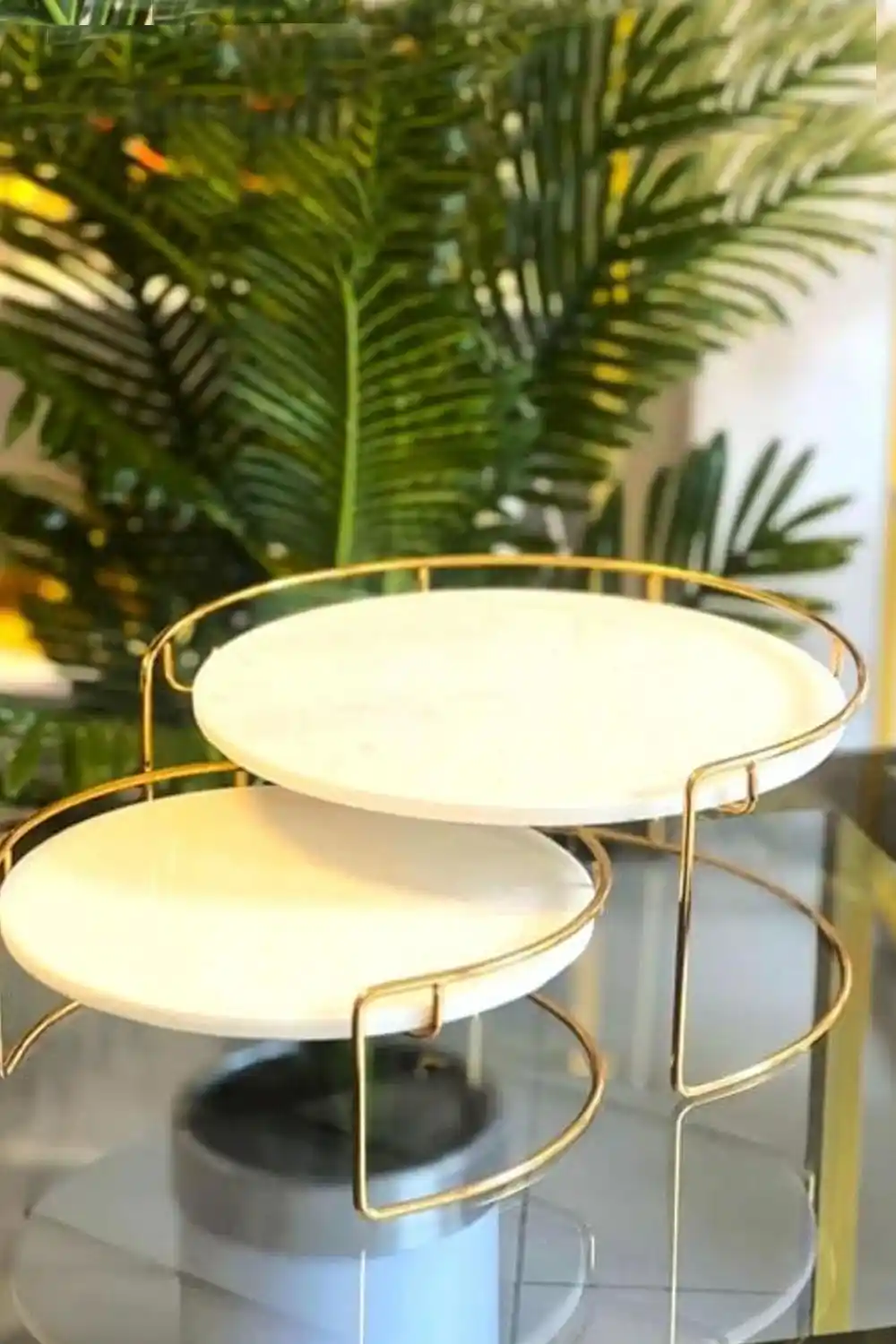 İki Katlı Mermer Sunumluklar ile Sofralarınıza Şıklık Katın