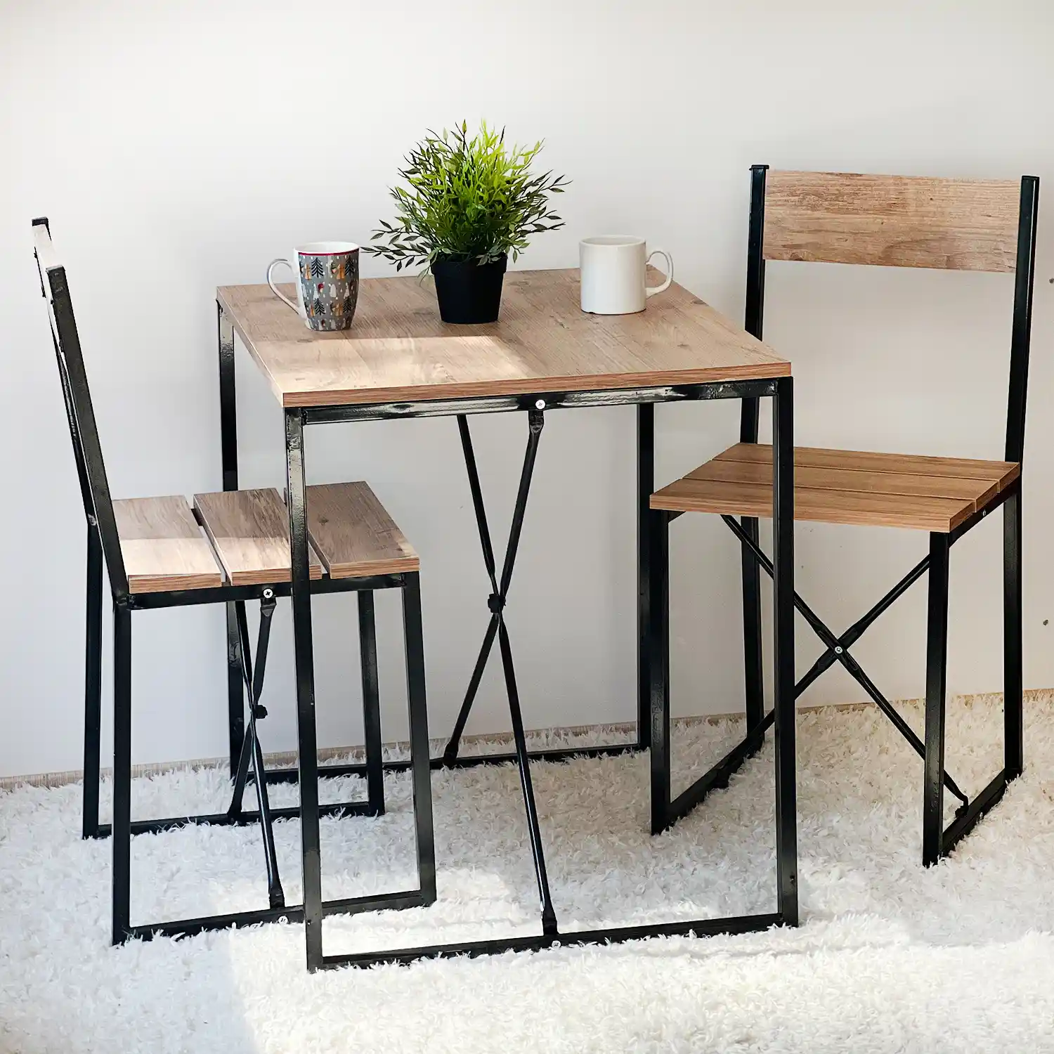 İki Kişilik Masa Sandalye Takımlarıyla Dekorasyonunuzu Şık ve Fonksiyonel Hale Getirin