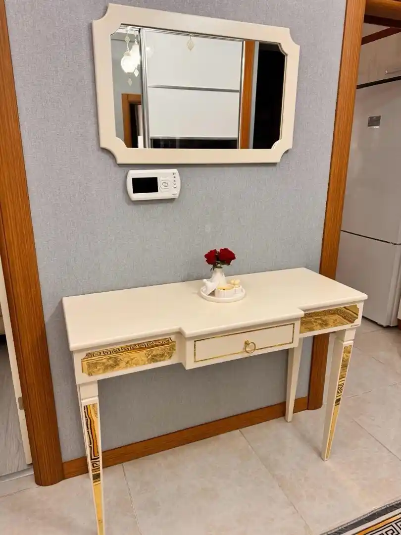 İkinci El Dresuar Modelleriyle Dekorasyonunuza Şıklık Katmanın Yolları ve Seçim İpuçları