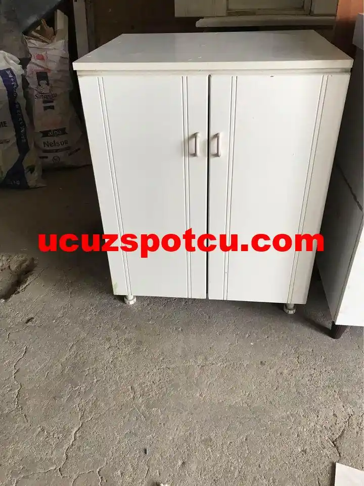 İkinci El PVC Dolaplar ile Modern ve Ekonomik Ev Dekorasyonu Yöntemleri