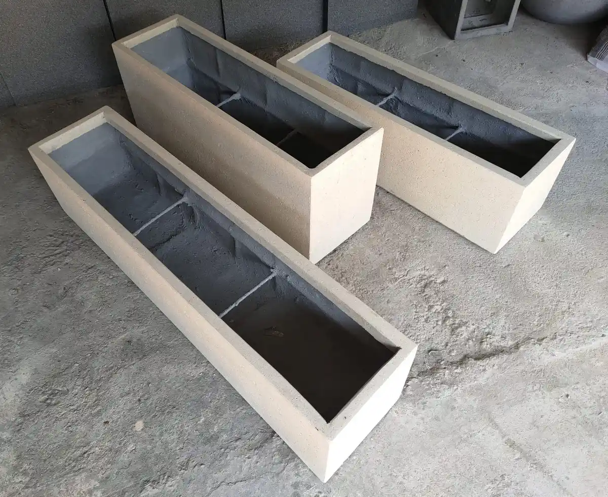 İnce Uzun Saksı Modelleri ile Modern ve Şık Dekorasyon Çözümleri