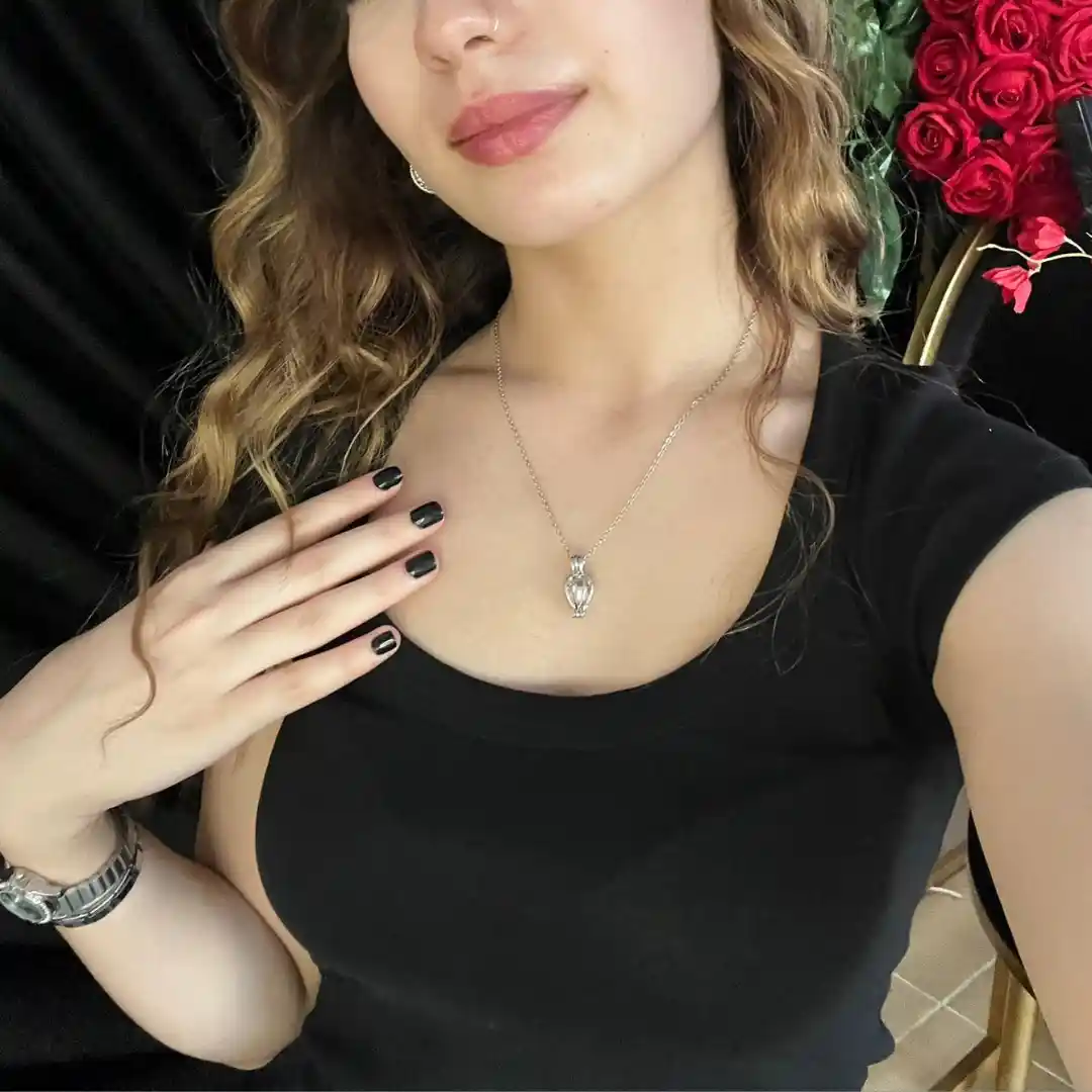 İnci Çıkan Kolye: Dekorasyon ve Şıklıkta Zarif Detaylar ve Kullanım İpuçları