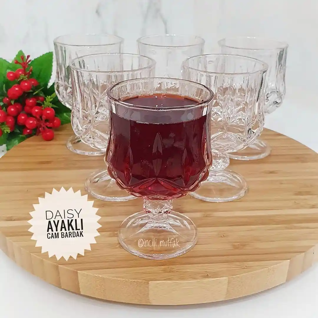 İncili Bardak Dekorasyonunda Yenilikçi ve Şık Fikirler İçin Profesyonel Rehber