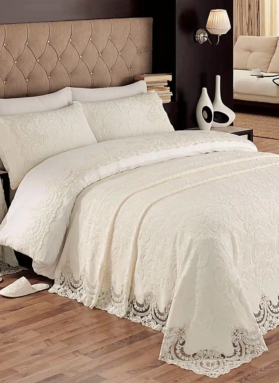 İndirimli Yatak Örtüleri ile Şık ve Uygun Fiyatlı Yatak Odası Dekorasyonu