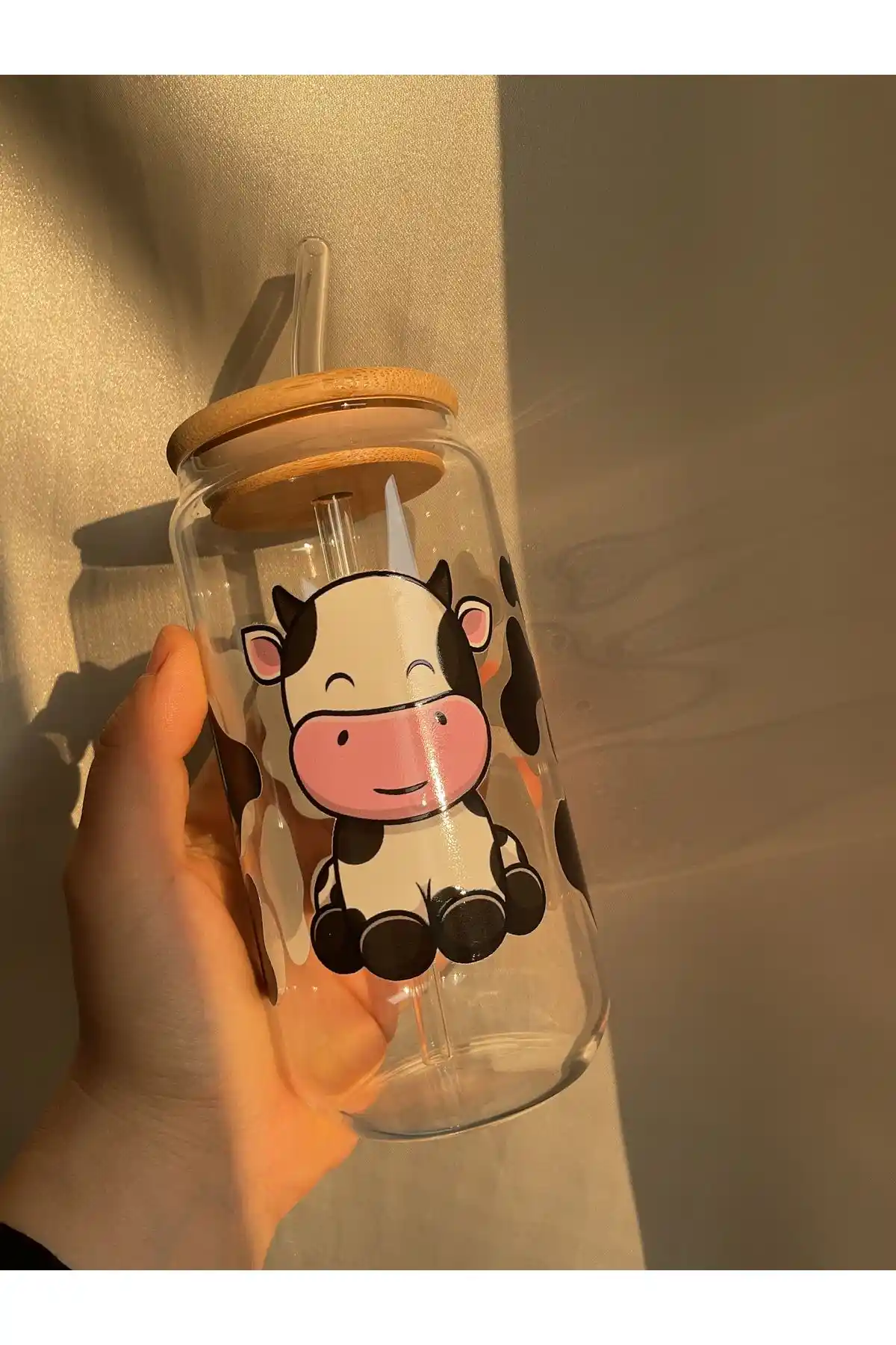 İnek Desenli Bardaklar ile Mekanlara Eğlenceli ve Doğal Dokunuşlar Yaratın