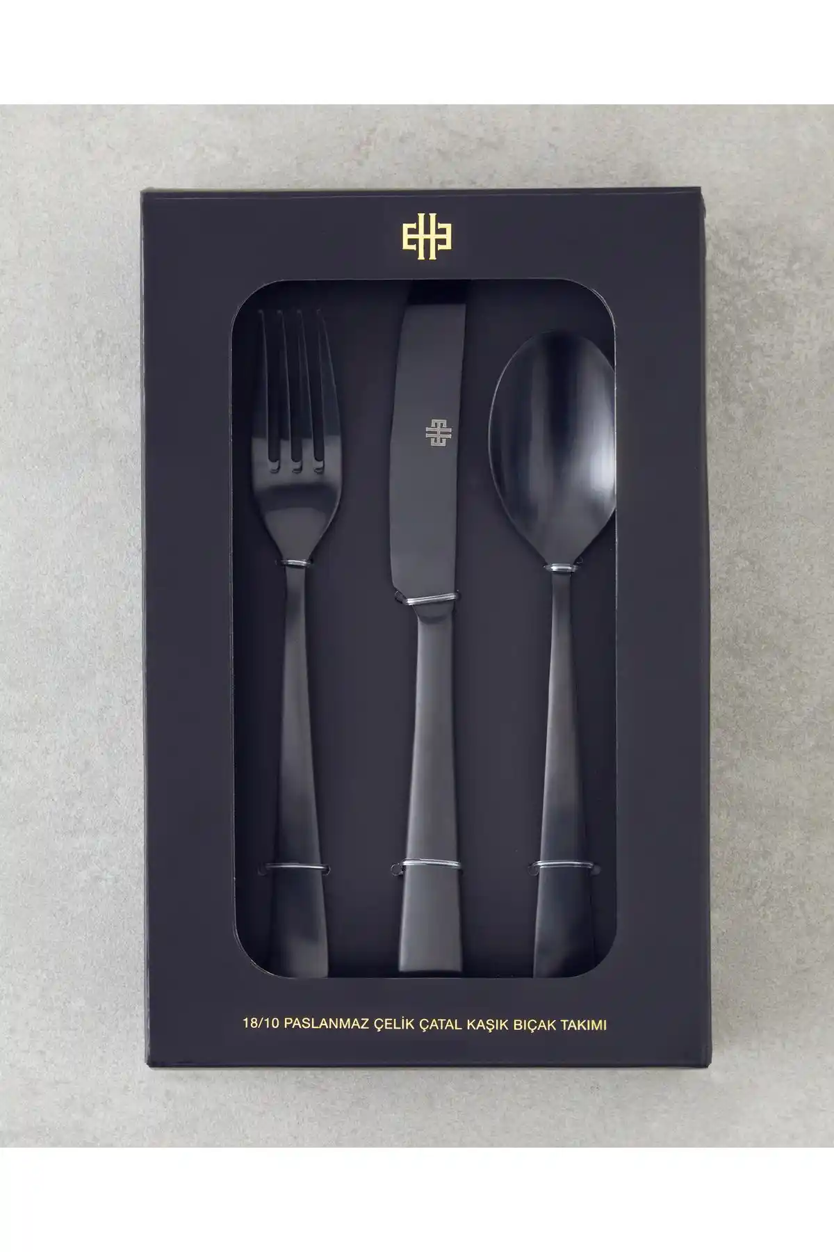 İngiliz Ev Dekorasyonunda Çatal ve Kaşık Seçimi ve Uyum Sağlama İpuçları