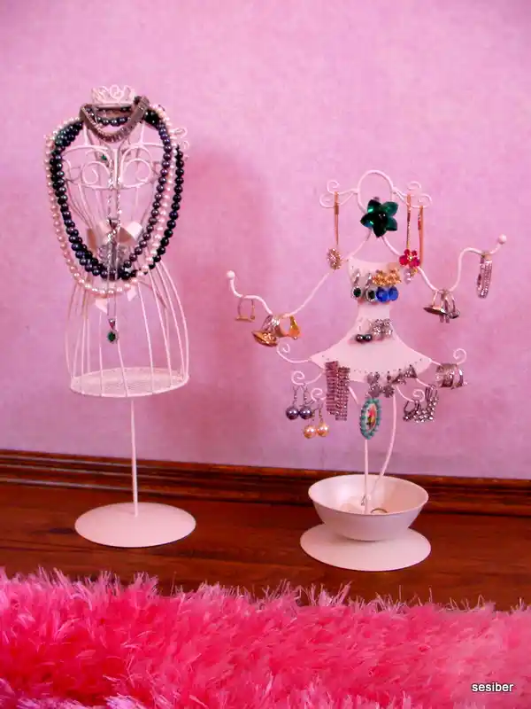 İngiliz Home Takı Askısı ve Dekorasyon Fikirleriyle Şıklığı Yakalayın