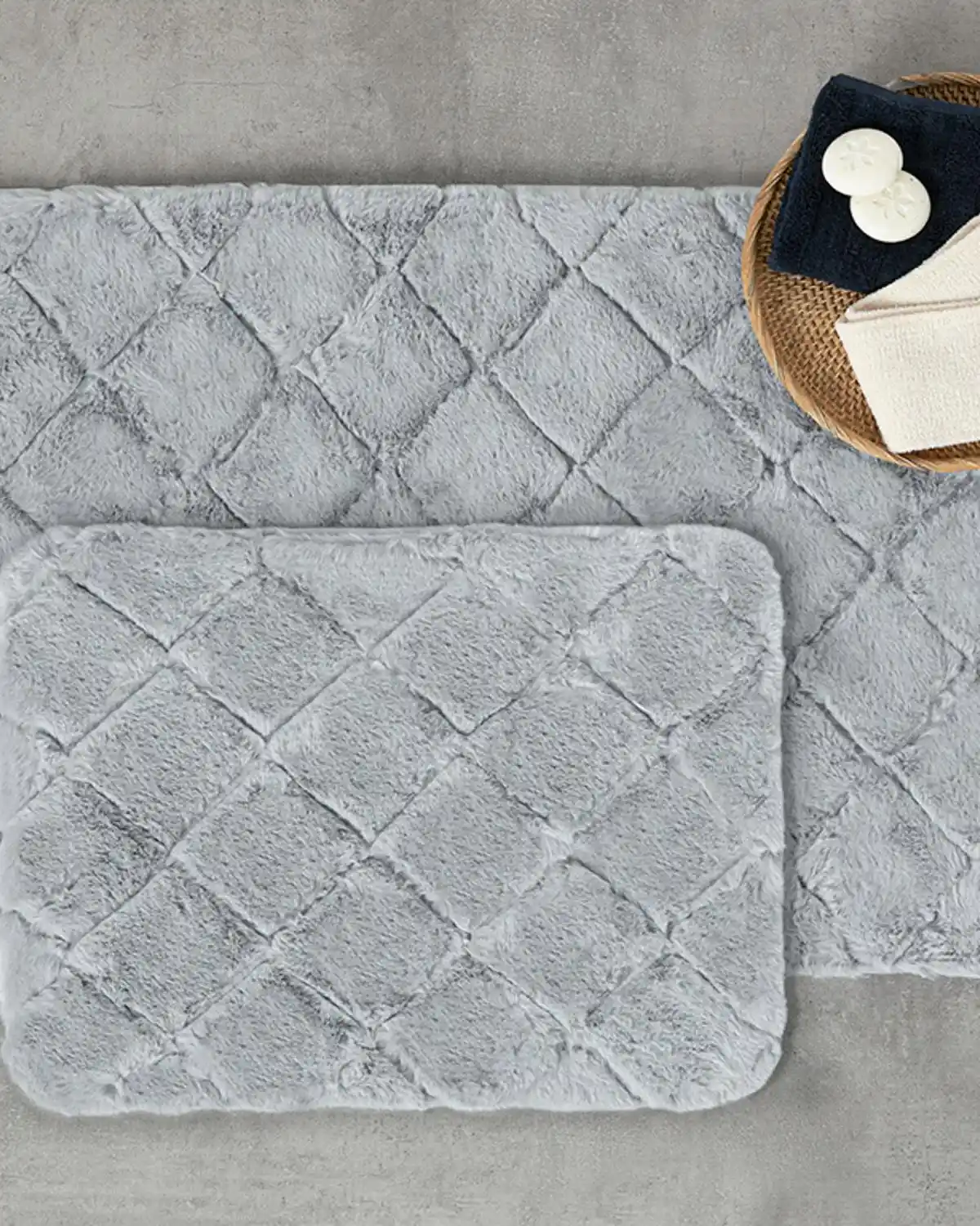 İngiliz Tarzı Banyo Paspas Setleriyle Şık ve Fonksiyonel Dekorasyon