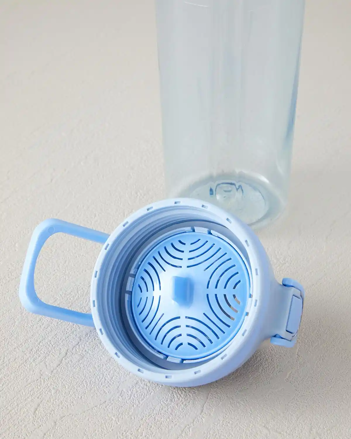 İngiliz Tarzı Ev Dekorasyonunda Şık ve İşlevsel Matara Seçenekleri