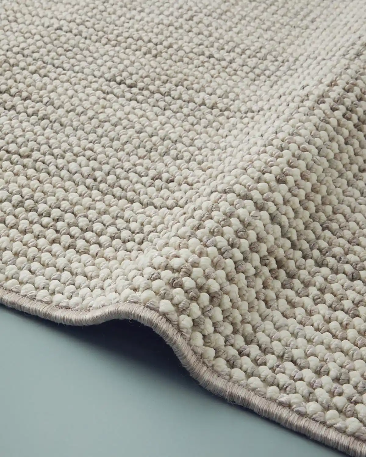 İngiliz Tarzı Ev Halıları ile Dekorasyonda Zarif ve Zamansız Şıklık