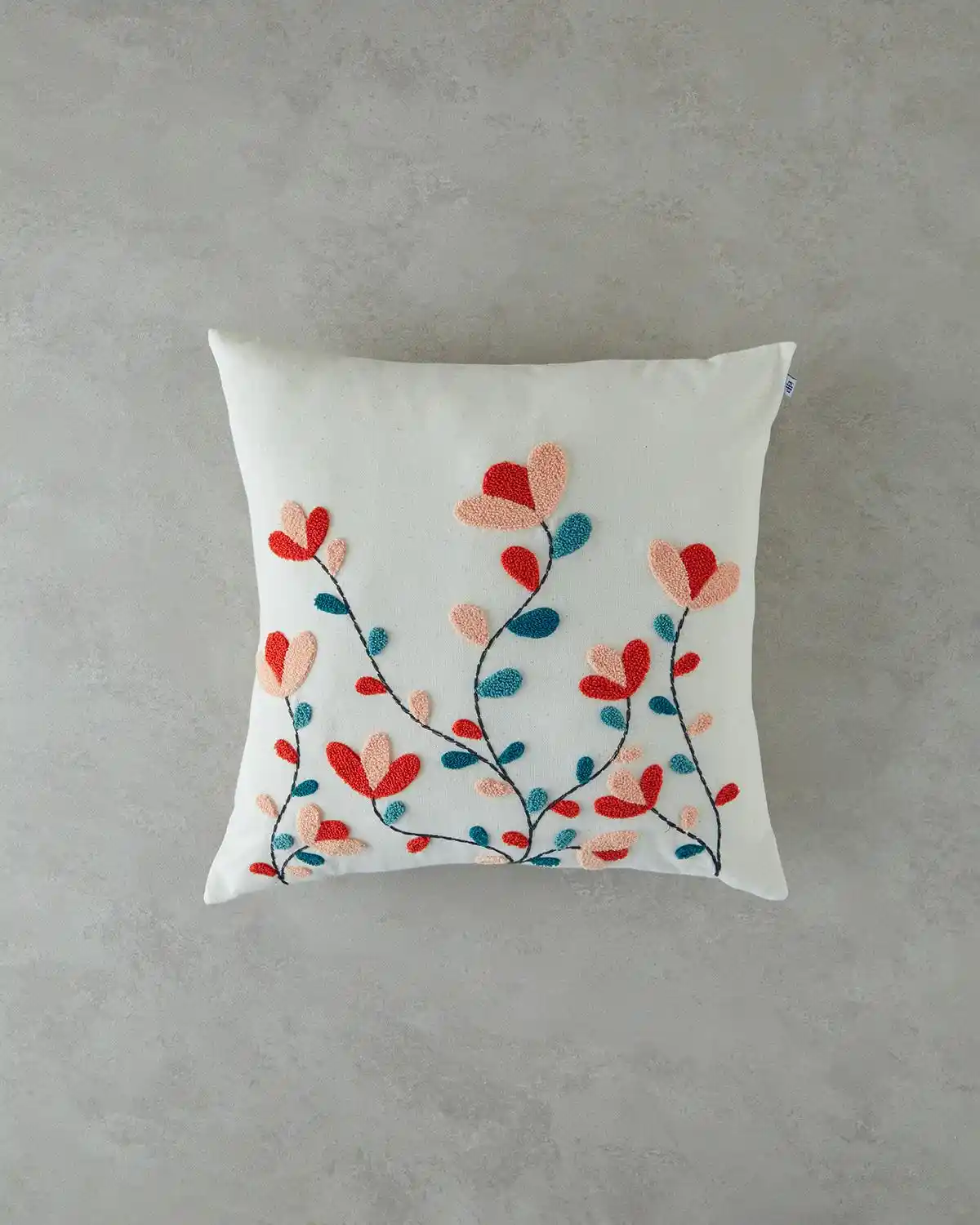 İngiliz Tarzında Çiçek ve Kırlentlerle Dekorasyonda Şıklık Yaratmak