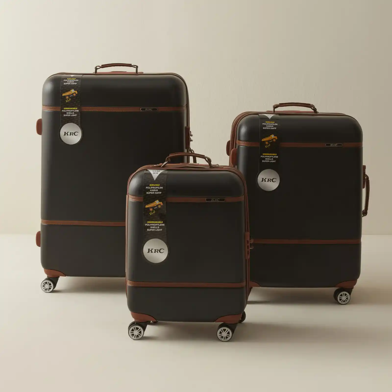 İngiliz Tarzında Ev Valizi: Süsleme ve İşlevselliğin Şık Buluşması