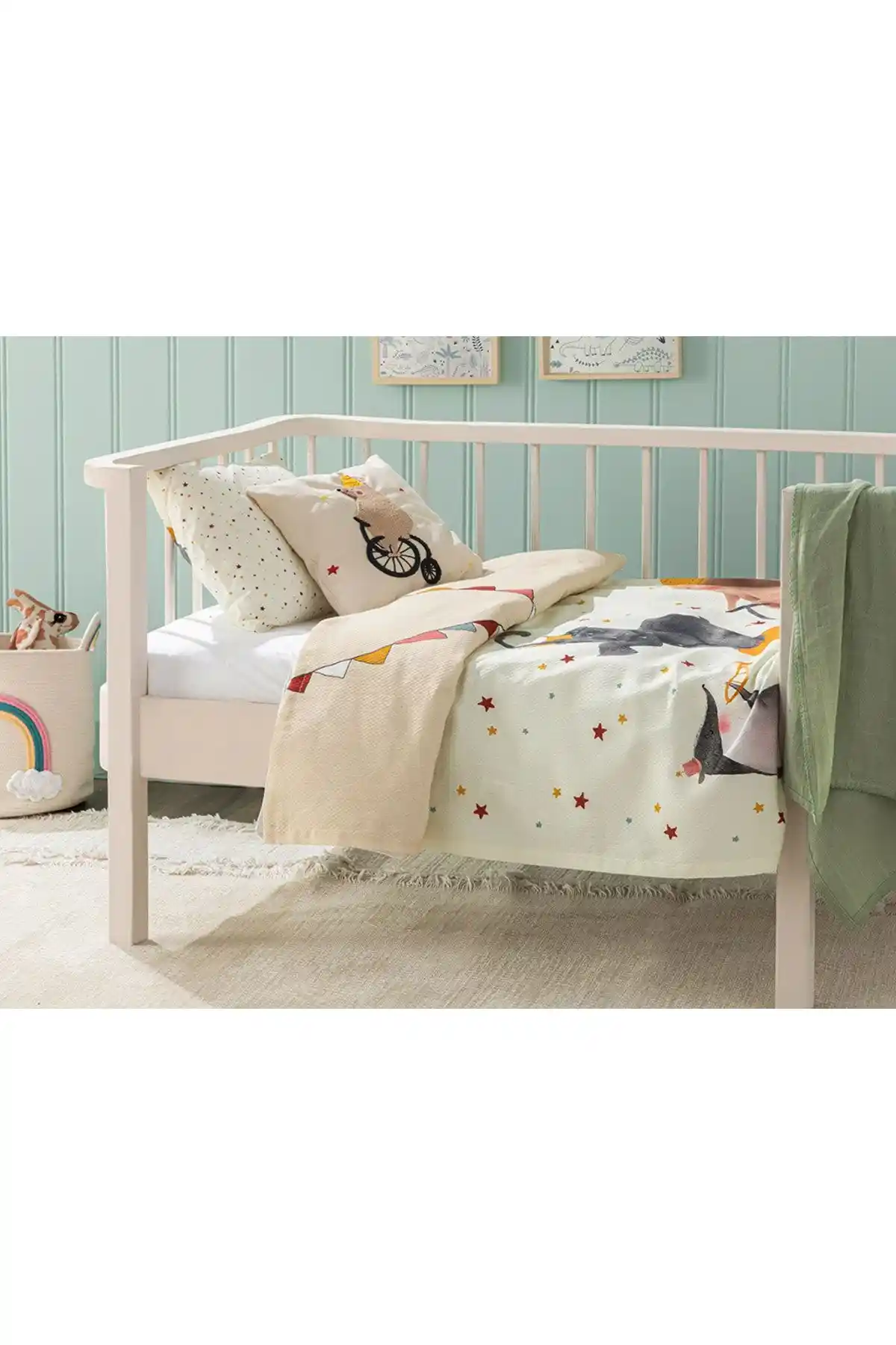 İngilizce Bebek Ürünleri ile Modern ve Eğitici Bebek Odası Dekorasyonu Yöntemleri