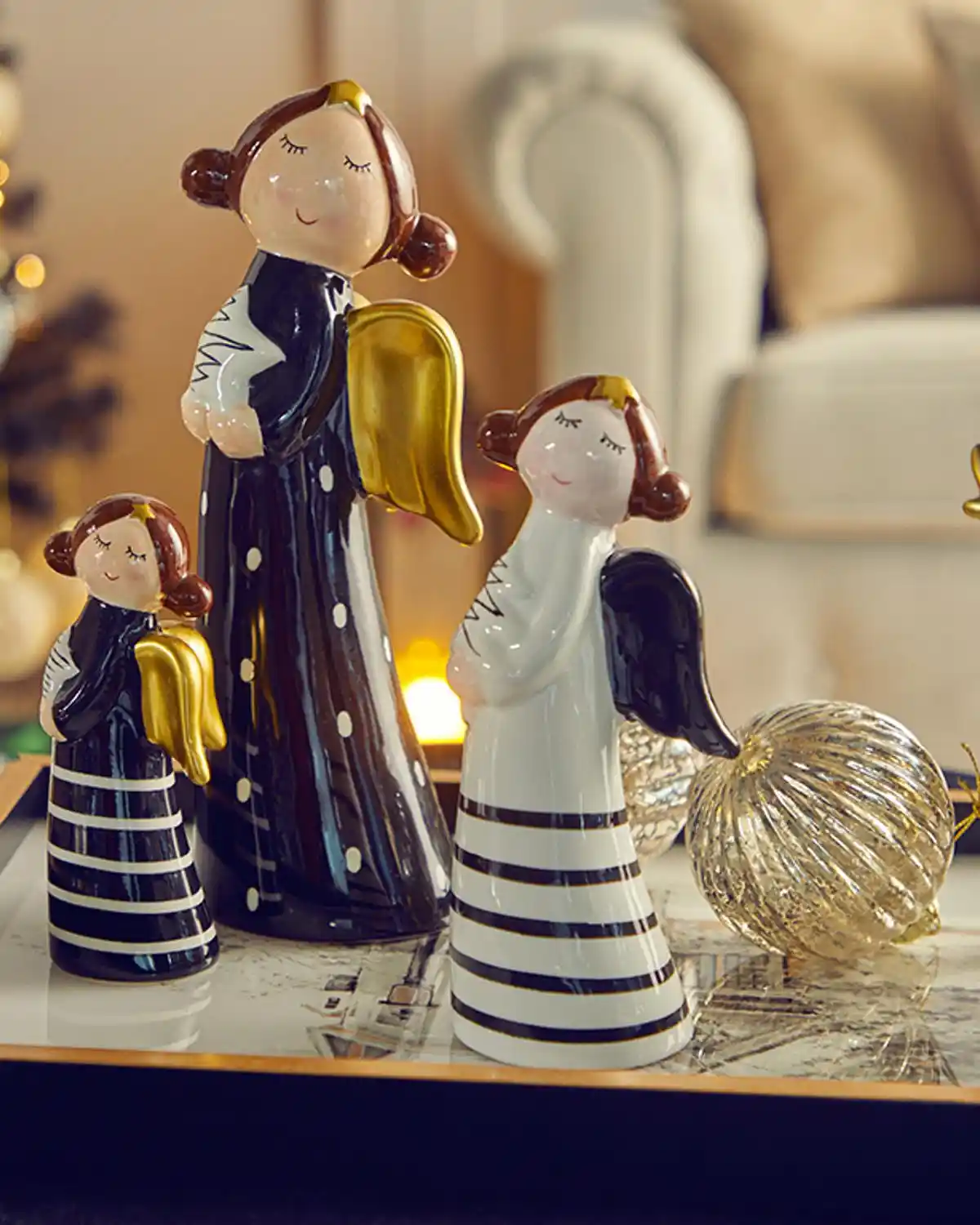 İngilizce Ev Biblo Seçimi ve Dekorasyonda Şıklık Sağlayan Detaylar