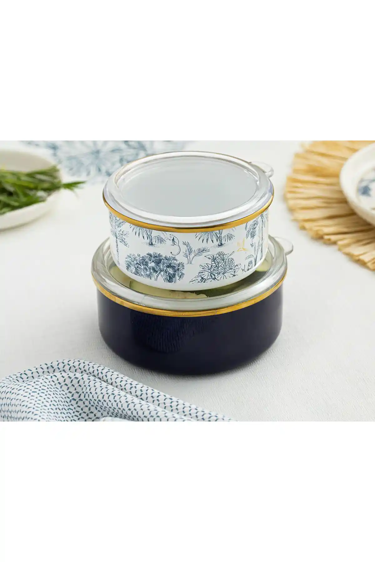 İngilizce Temalı Ev Saklama Kabı Dekorasyonunda Yenilikçi ve Şık Çözümler