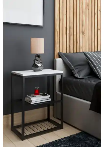 İntergo Metal Ayaklı Dekoratif Tel Raflı Komodin Beyaz Modern Tasarım ve Fonksiyonellik