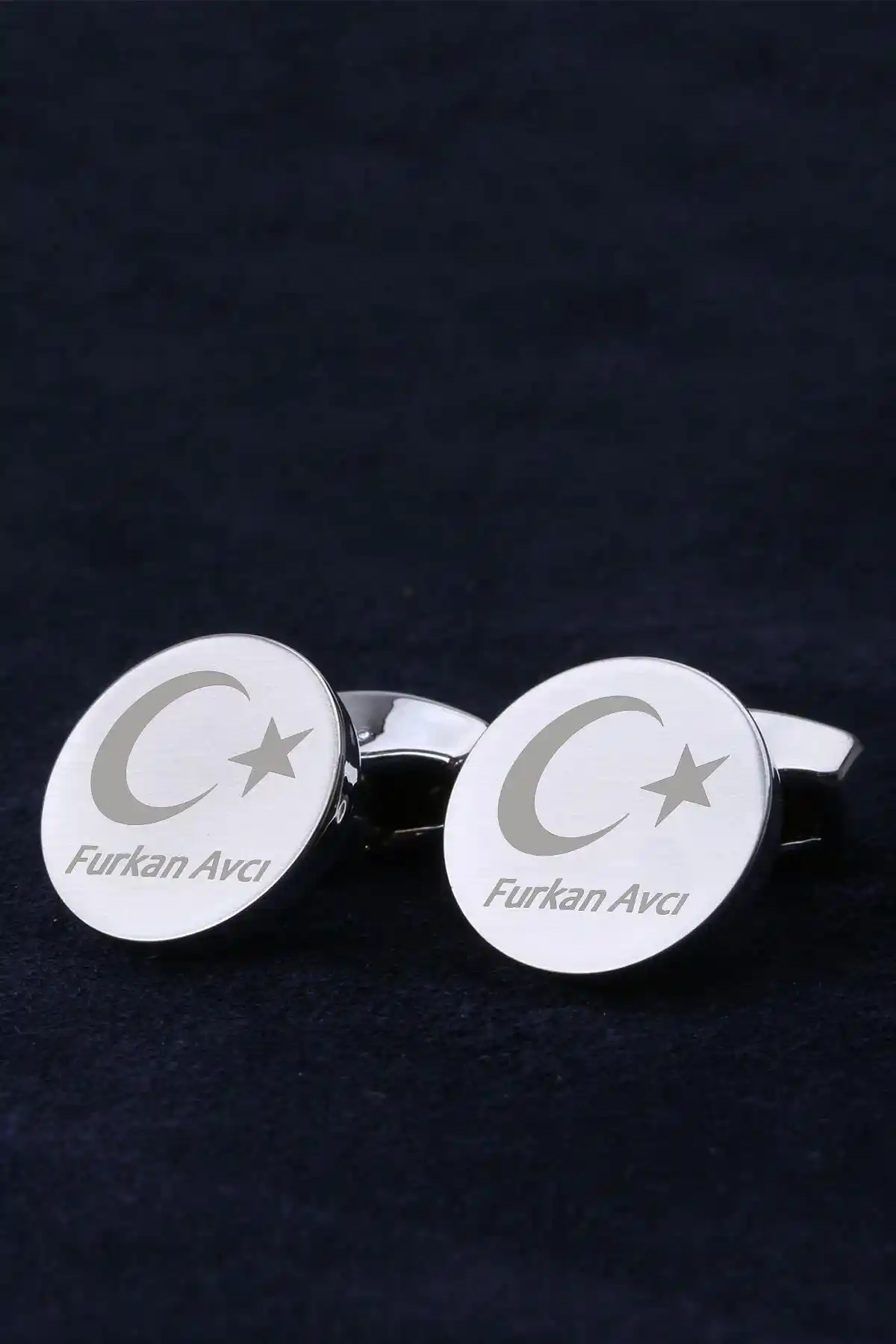 İsmek Özel Kol Düğmesi ile Kişisel Tarz ve Dekorasyonda Şıklık Yaratın