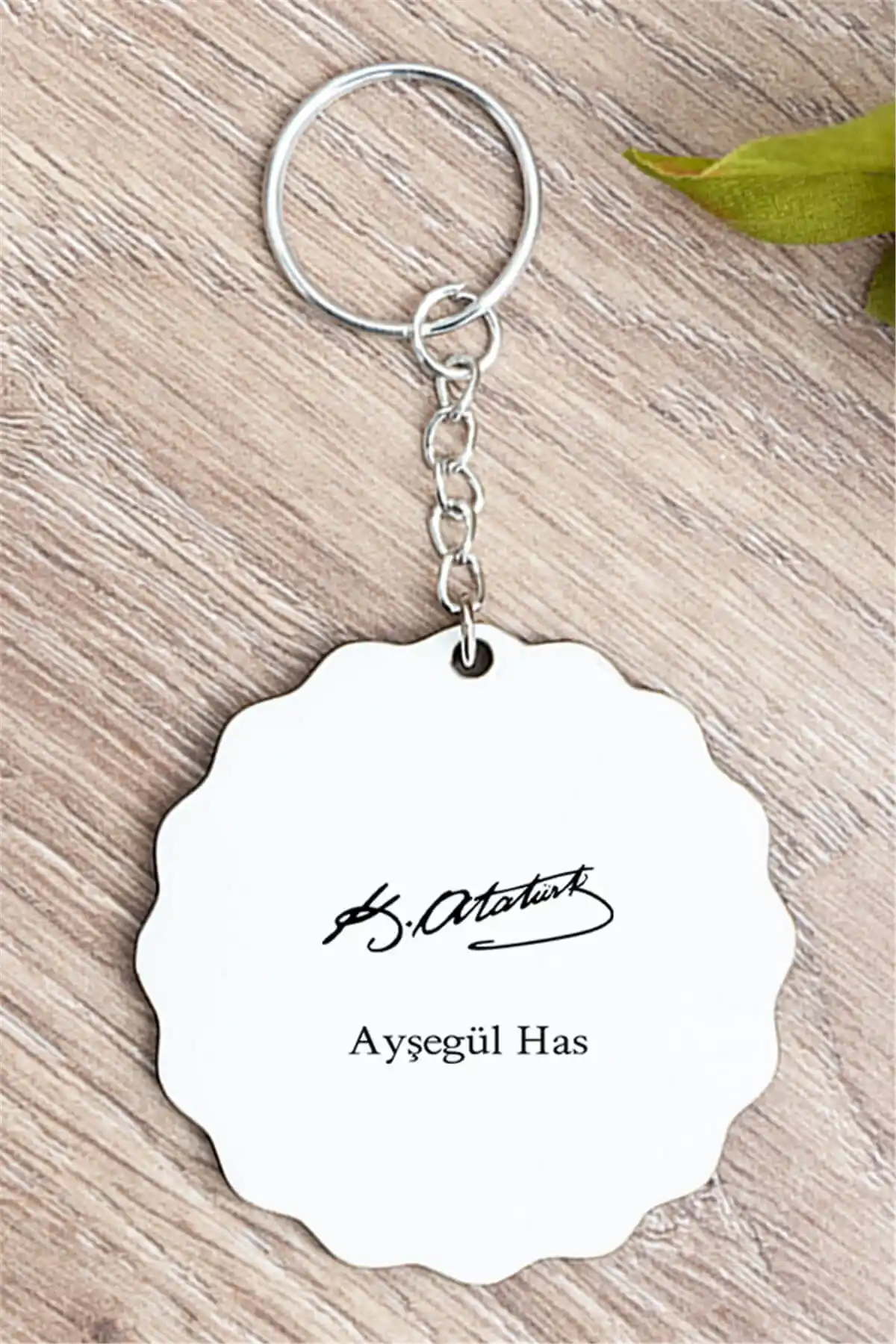 İsmine Özel Anahtarlıklar: Dekorasyon ve Hediye Seçenekleri Hakkında Detaylı Bilgi