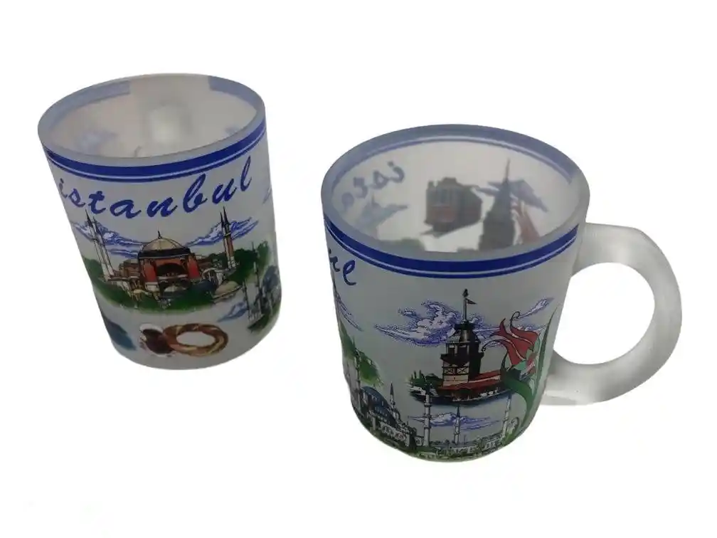 İstanbul’un Dekorasyon Kültüründe Kupa ve Bardakların Tarihsel ve Modern Rolü