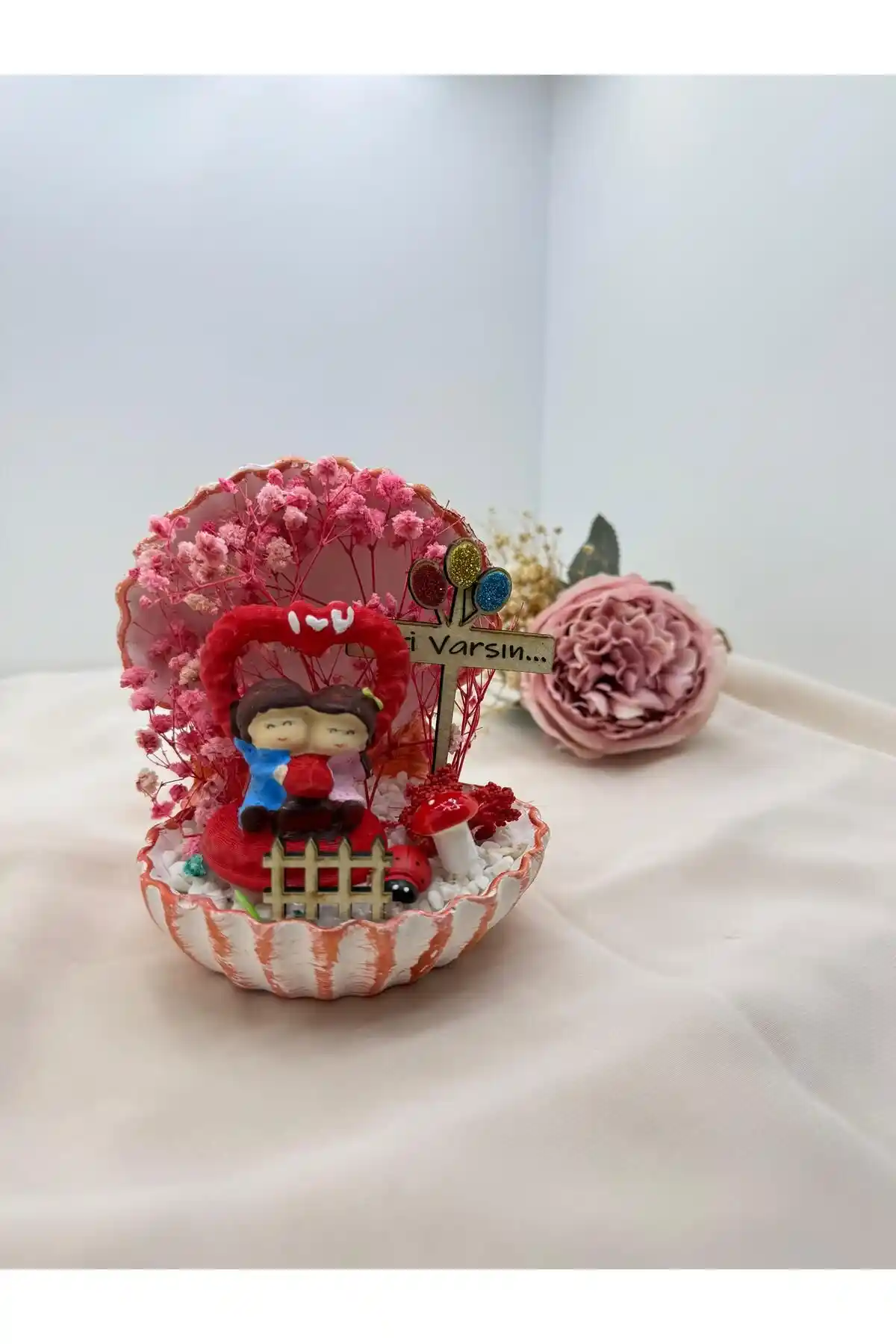 İstiridye Teraryumlar: Doğal Şıklık ve Dekorasyon İçin Modern Bir Seçenek