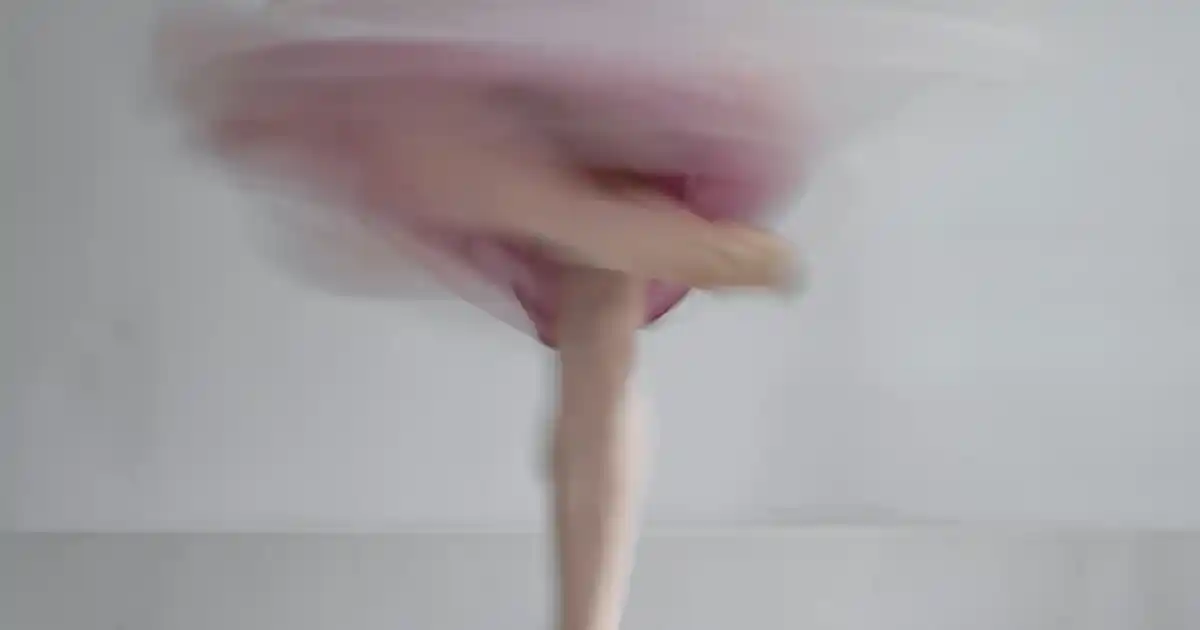 Kadife Kapitone Yatak Örtüsü ile Dekorasyonda Zarafetin Yeni Trendleri ve Fırsatları