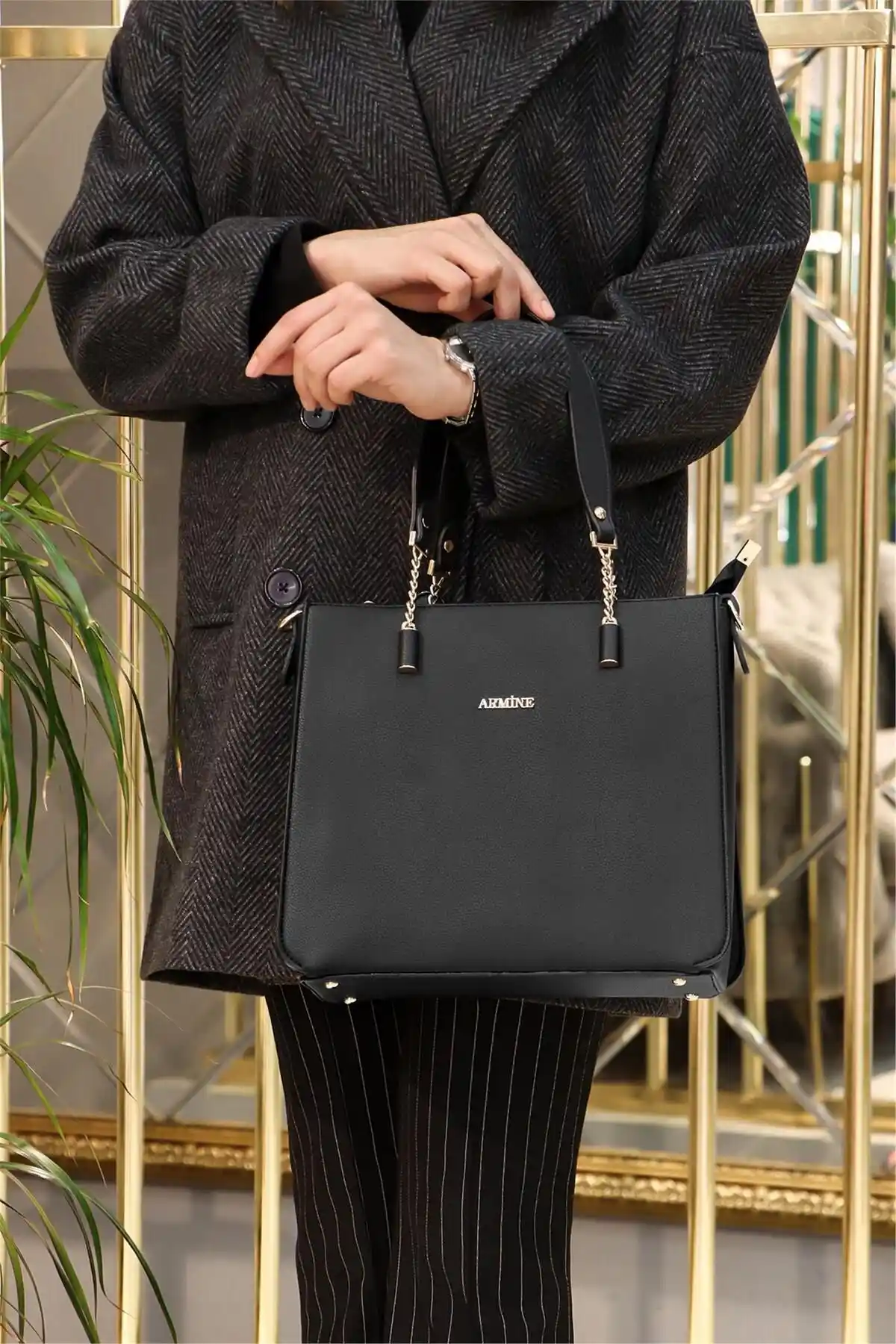 Kadın Çantalarıyla Şık ve Fonksiyonel Dekorasyon İpuçları 2023