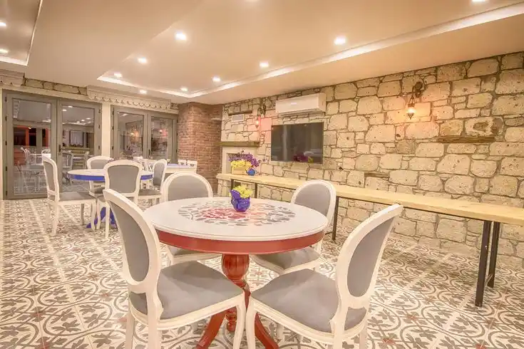 Kahvaltı Salonu Dekorasyonu İçin Temel Unsurlar ve İlham Verici İpuçları