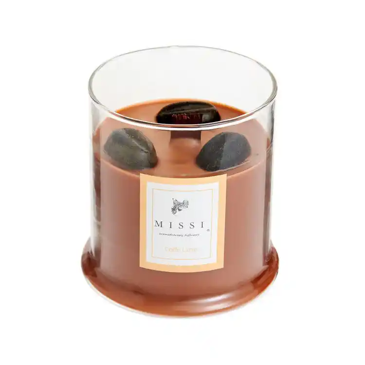 Kahve Kokulu Mumlar ile Dekorasyonda Sıcak ve Davetkar Atmosferler Yaratma Rehberi