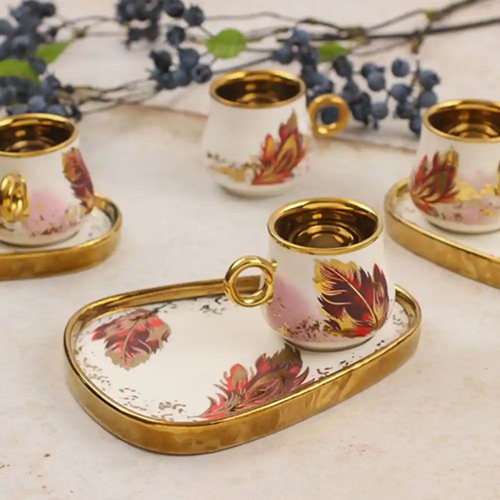 Kahve Takımı Seçimi ve Dekorasyonda Şıklık Yaratmanın Yolları