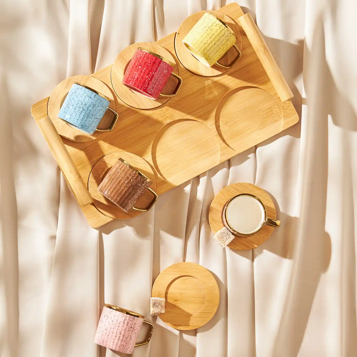 Karaca Bambu Fincan Takımı: Doğal ve Şık Dekorasyon ile Fonksiyonellik Bir Arada