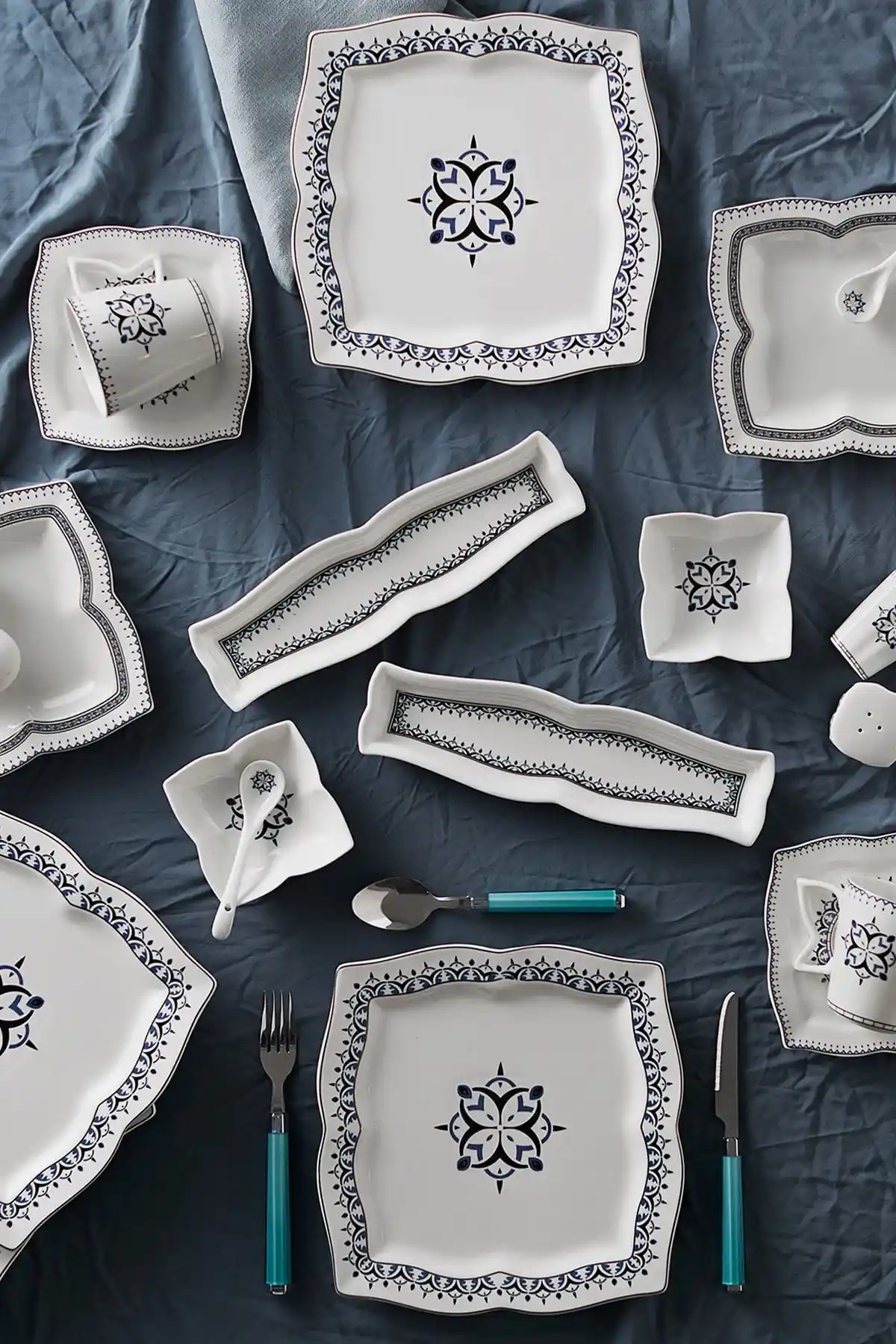 Karaca Blau Kahvaltı Takımı ile Şık ve Dayanıklı Sofralar Yaratın