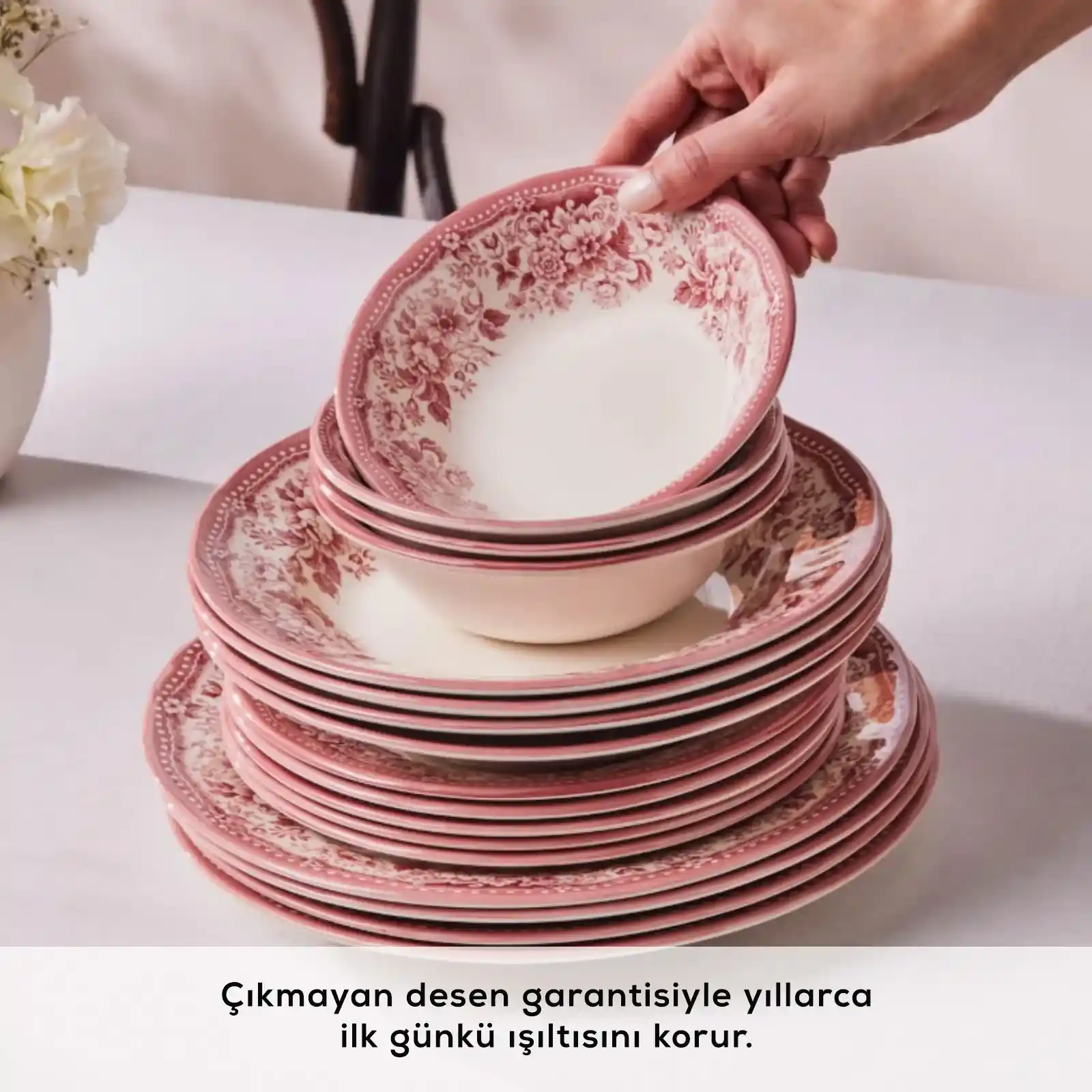 Karaca Diana Yemek Takımıyla Mutfaklarınızda Şıklık ve İşlevsellik Bir Arada