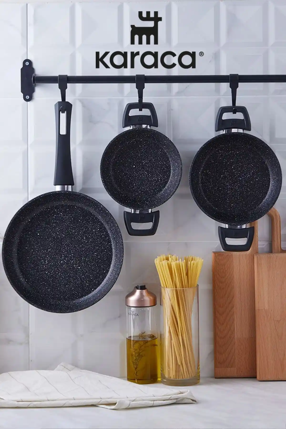 Karaca Granit Tava ile Mutfak Dekorasyonunda Şıklık ve Dayanıklılık Sağlayın