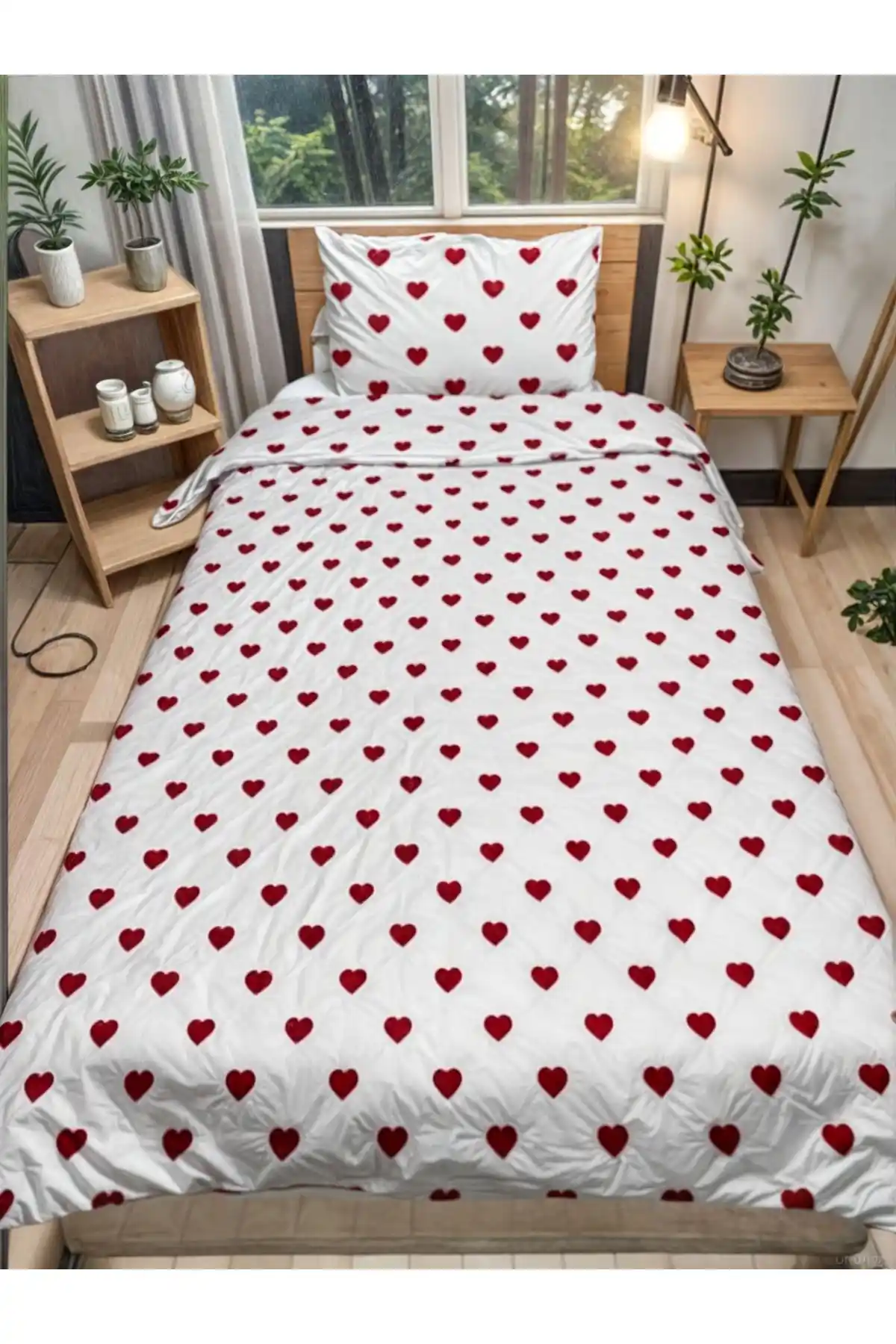 Karaca Kalpli Nevresim Takımı ile Yatak Odasında Sevgi ve Estetik Yaratın