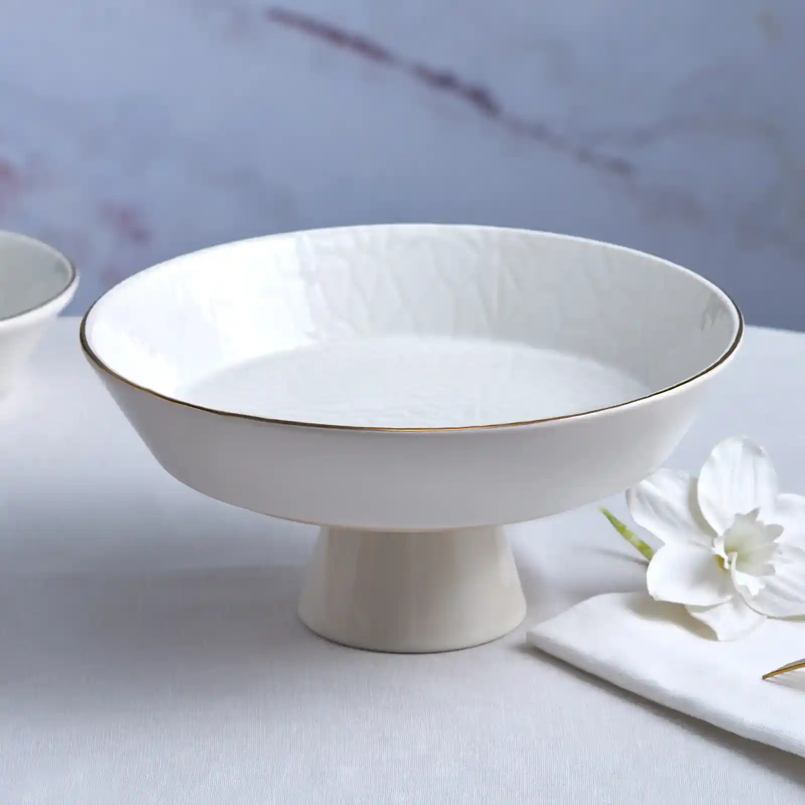 Karaca Kase Dekorasyonunda Şıklık ve Fonksiyonellik: Evlerinize Zarafet Katmanın Yolları