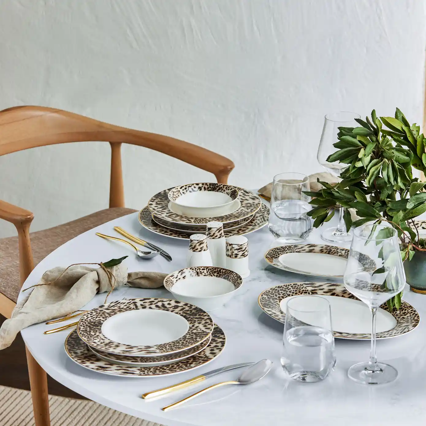 Karaca Leona Yemek Takımı ile Mutfak Dekorasyonunda Şıklık ve Fonksiyonellik Sağlama