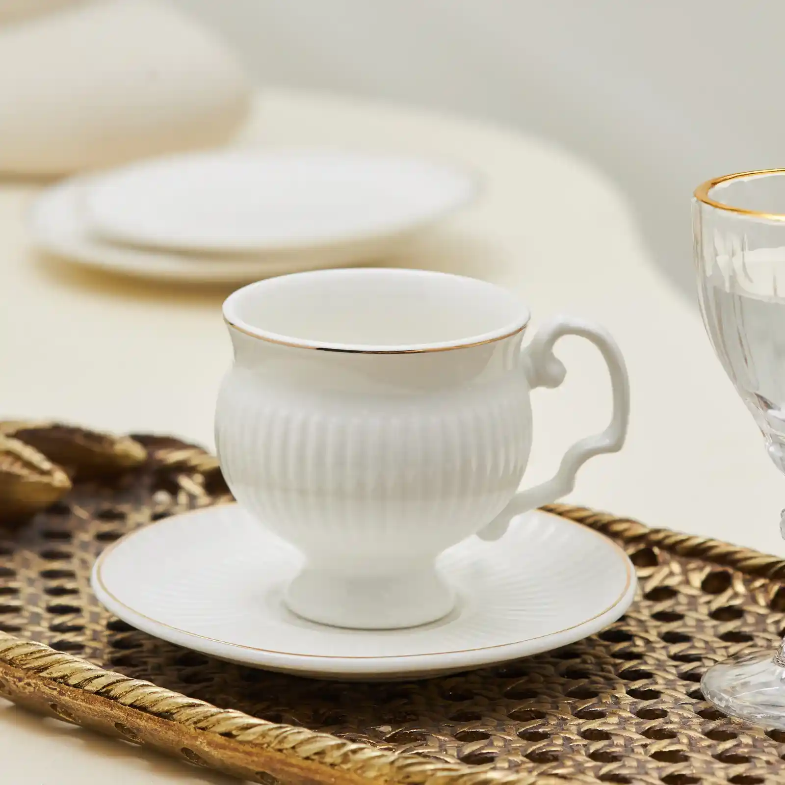 Karaca Malta 6 Kişilik Kahve Fincan Takımı ile Ev Dekorasyonunuza Şıklık Katın