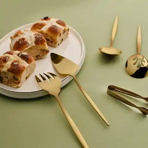 Karaca Orion Matte Gold Serisi ile Modern ve Şık Dekorasyon Çözümleri