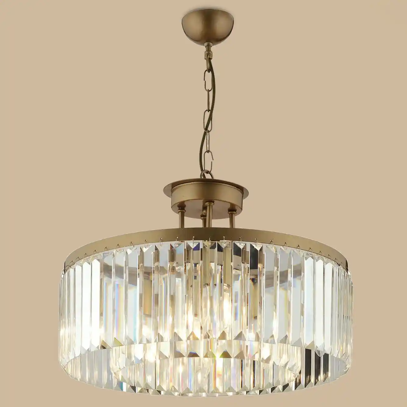 Kristal Avize Dekorasyonu: Mekânlara Zarafet ve Işıltı Katmanın Yolları