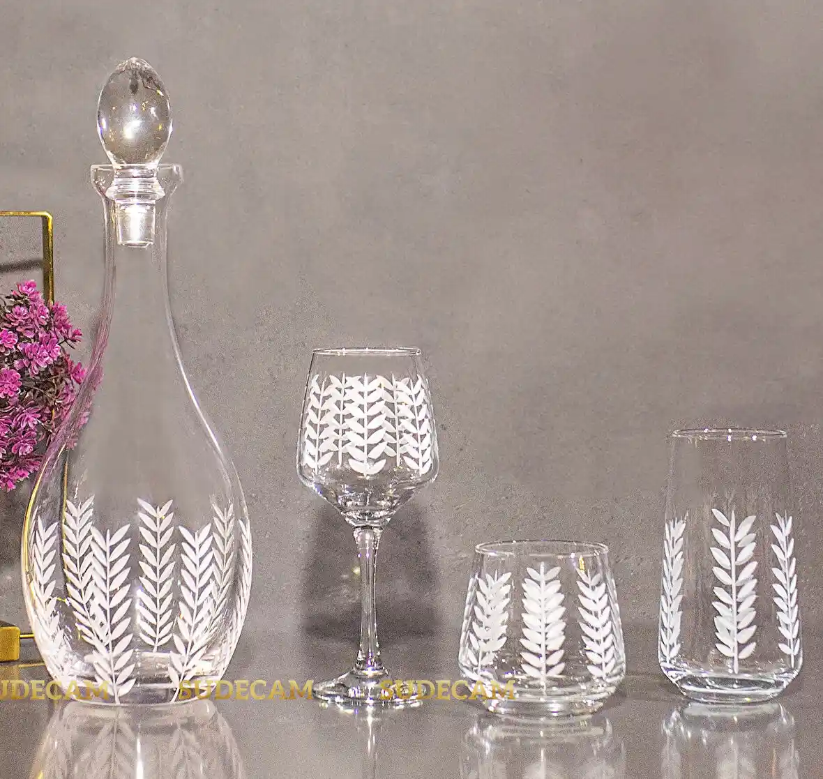 Kristal Bardak Setleri ile Sofralarınıza Zarafet Katın ve Dekorasyonunuzu Tamamlayın