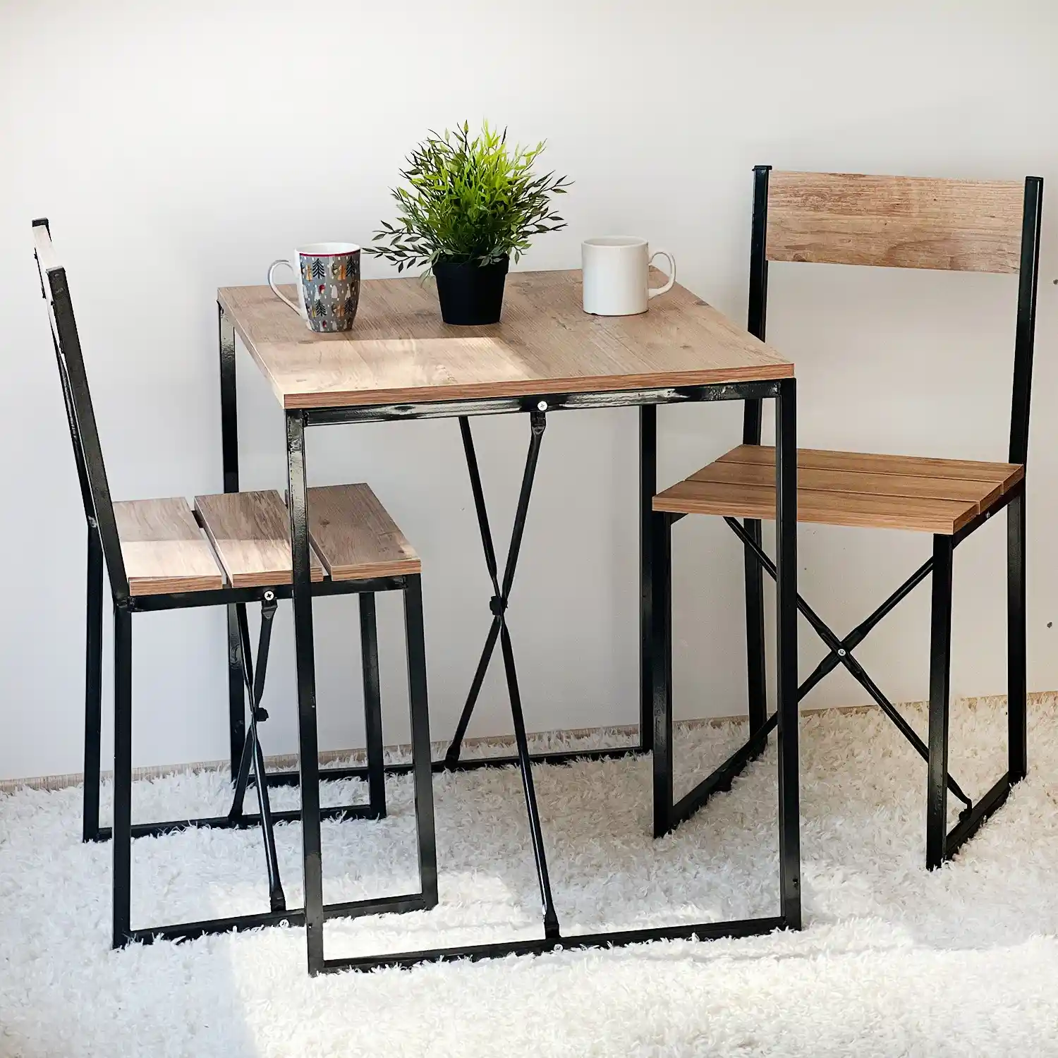 Küçük Alanlar İçin 2 Kişilik Masa Modelleri ve Dekorasyon Trendleri