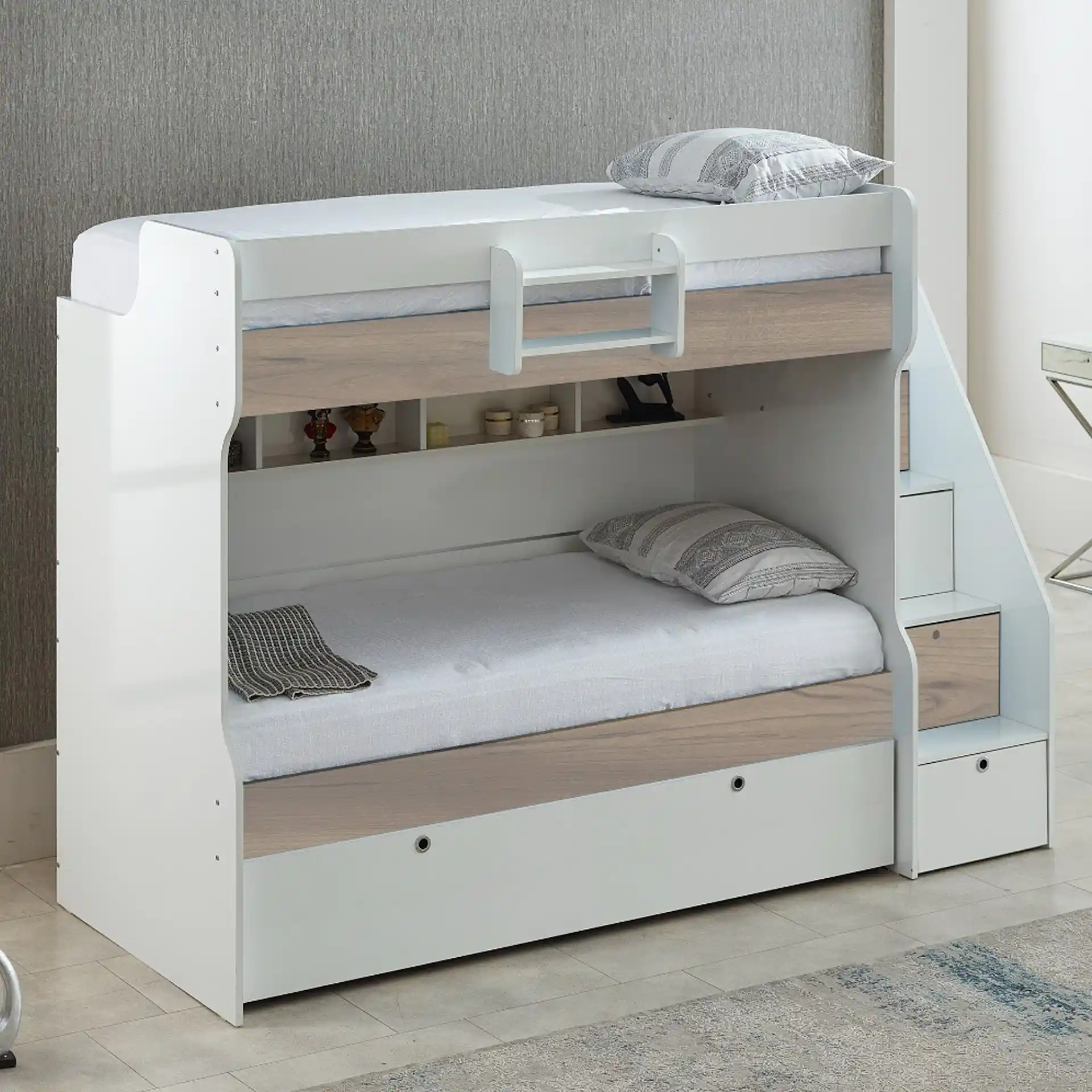 Küçük Alanlar İçin Fonksiyonel ve Estetik Kompakt Ranza Dekorasyonu Rehberi