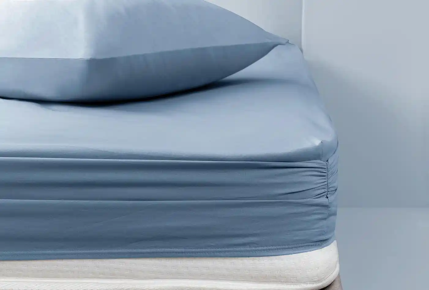 LCW 90x190 Lastikli Çarşaflar ile Yatak Odasında Konfor ve Şıklık Sağlayın