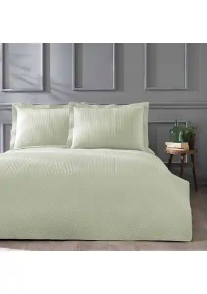 Linens Mist Çift Kişilik Açık Yeşil Yatak Örtüsü Seti Estetik ve Pratik Kullanım İçin Uygun