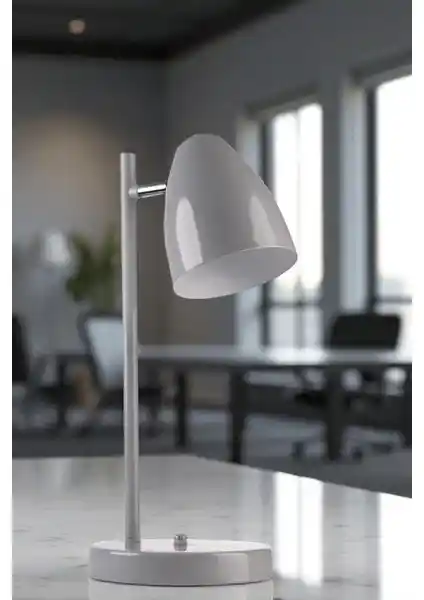 Lumexx Frank Gri Masa Lambası: Modern Tasarım ve Fonksiyonellik Bir Arada