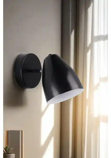 Lumexx Siyah Modern Aplik: Esnek ve Estetik İç Mekan Aydınlatma Çözümü