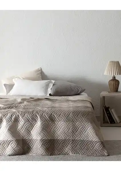 Madame Coco Faron Çift Kişilik Yatak Örtüsü Estetik ve Dayanıklı Tasarım