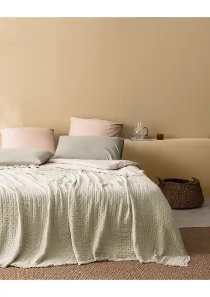 Madame Coco Grania Çift Kişilik Pamuklu Haki Yatak Örtüsü Estetik ve Dayanıklı Tasarım
