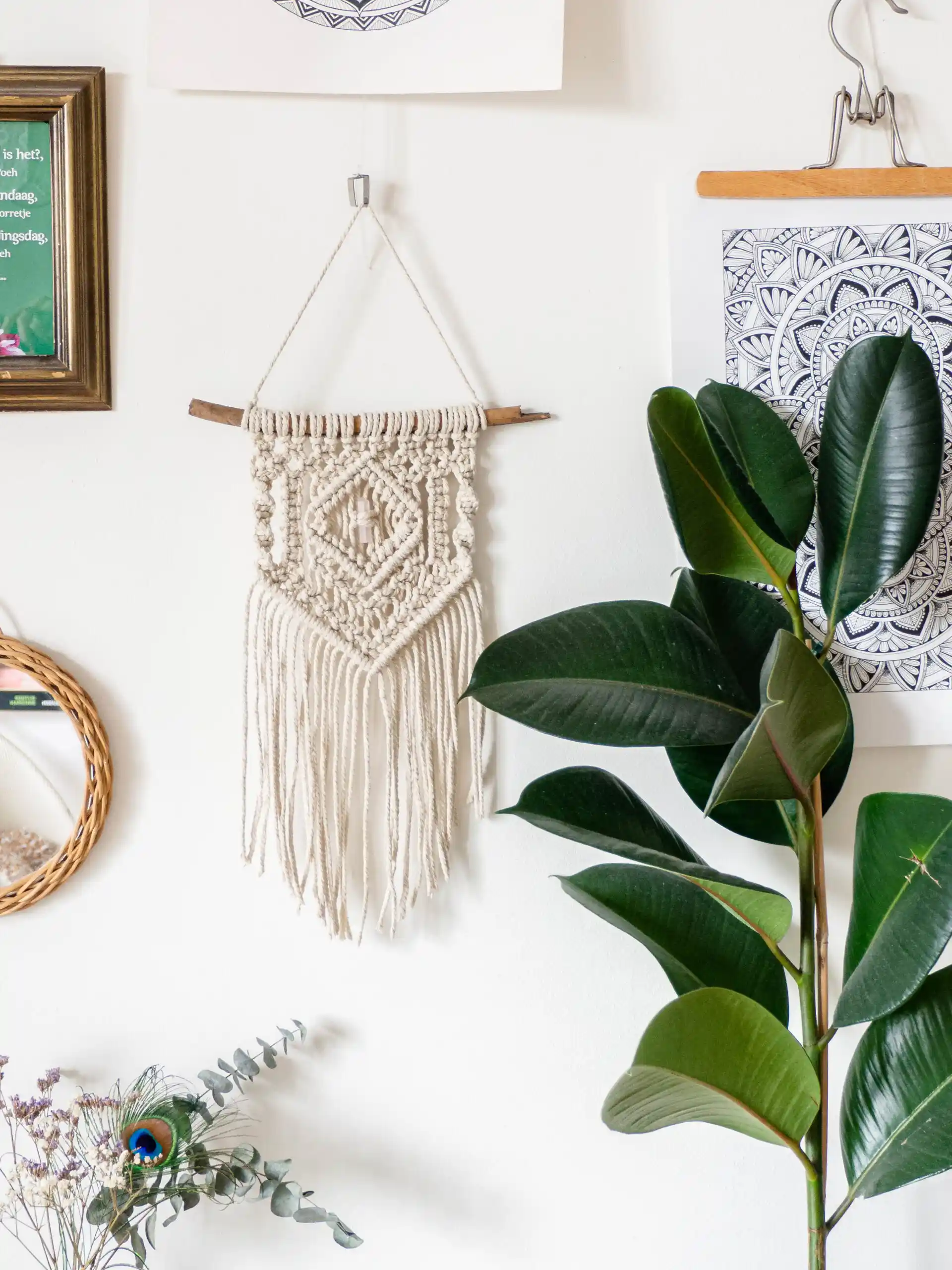 Makrome Duvar Süsleri ile Evinize Sanatsal ve Sıcak Bir Dokunuş Yaratın